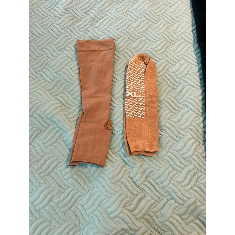 Hospital Grip‎ Socks & Compression Sleeve Bundle Tan XL Non-Slip